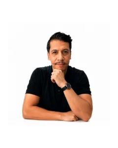 Marcos Ferreira, especialista em infraestrutura operacional para negócios de educação, fundador da Acelera EdTech e criador do Backoffice Tech.